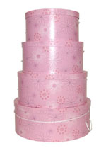 Dotted Flowers on this retro look set of hatboxes