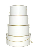 White with Gold Trim hat boxes are perfect for weddings and anniversarys