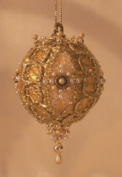 Christmas Tree Ornament Golden Lace